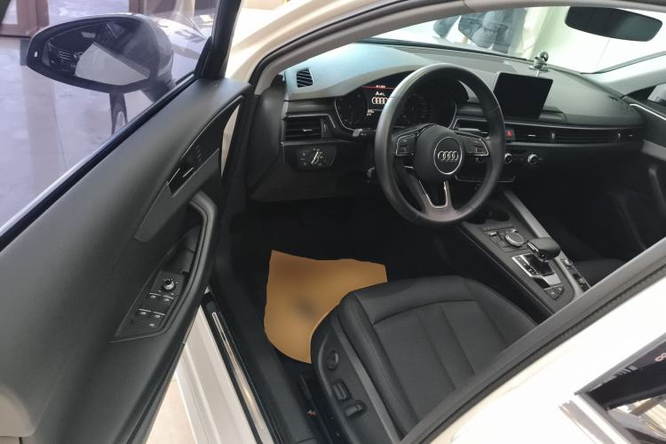 Used Audi A4L 2018 30th Anniversary Edition 40 TFSI Trendy Model