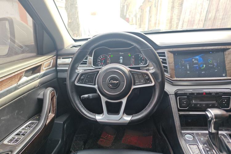 Used Zotye Domy X7 2017 1.8T DCT Prestige Model