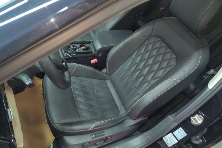 Used Volkswagen Passat 2019 330TSI Luxury Edition China VI Standard