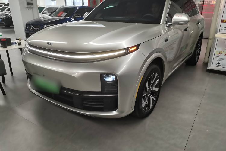 Used Li Auto L7 2023 Pro Model
