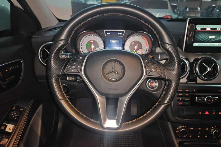 Used Mercedes-Benz GLA 2016 GLA 200 Fashion Model

