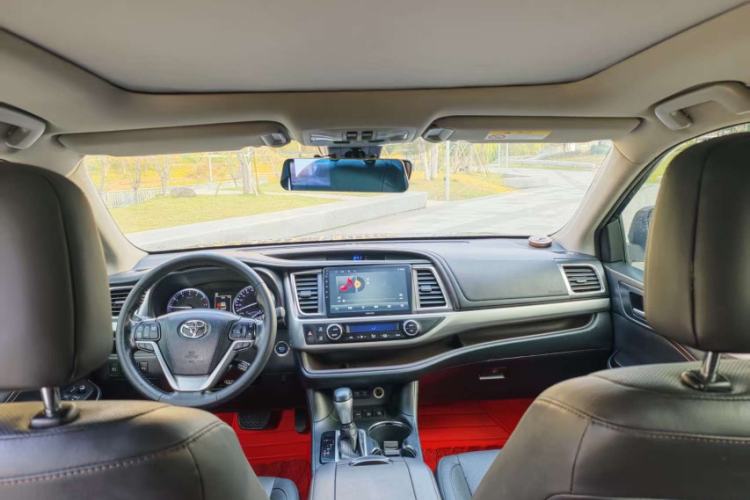 Used Toyota Highlander 2018 2.0T Four-Wheel Drive Luxury Edition 7 Seats China V Emission Standard
