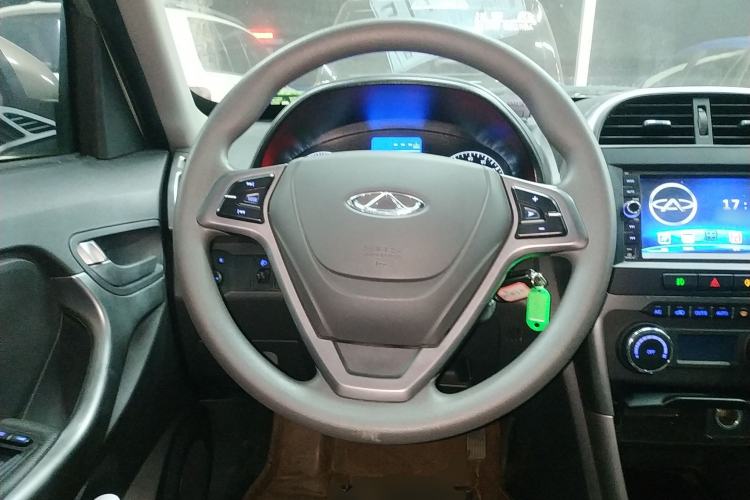 Used Chery Tiggo 3 2014 1.6L Manual Zhishang Edition
