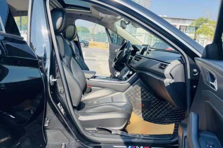 Used Hongqi H5 2020 1.8T Automatic ZhiLian QiYun Edition
