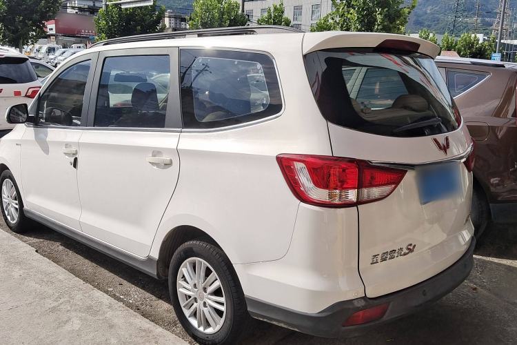 Used Wuling Hongguang 2015 1.5L S1 Comfort China V Standard
