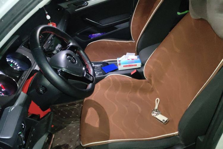 Used Volkswagen Lamando 2015 230TSI DSG Fashion Edition