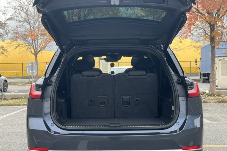 Used Nio ES8 2020 450 km Range 6-Seater Version
