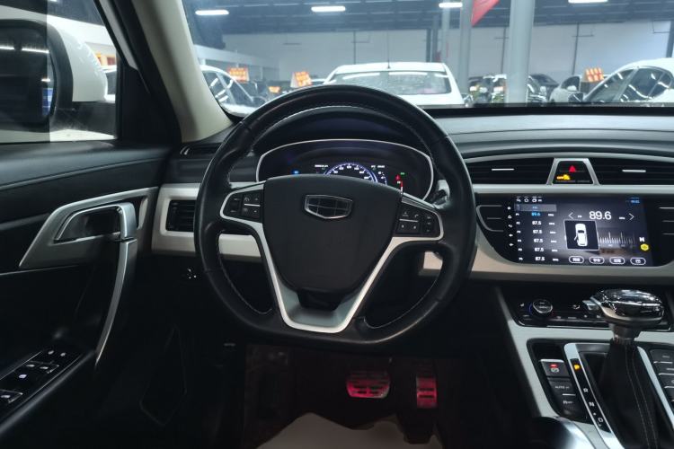 Used Geely Auto Emgrand X7 Sport 2018 1.8TD Automatic Two-Wheel Drive Smart Connect 4G Internet Edition
