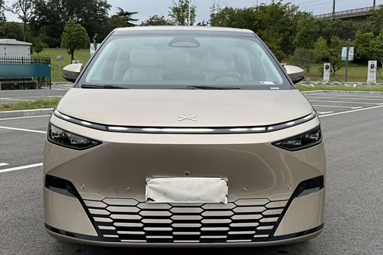 Used XPeng X9 2024 640 All-Wheel Drive High-Performance Max
