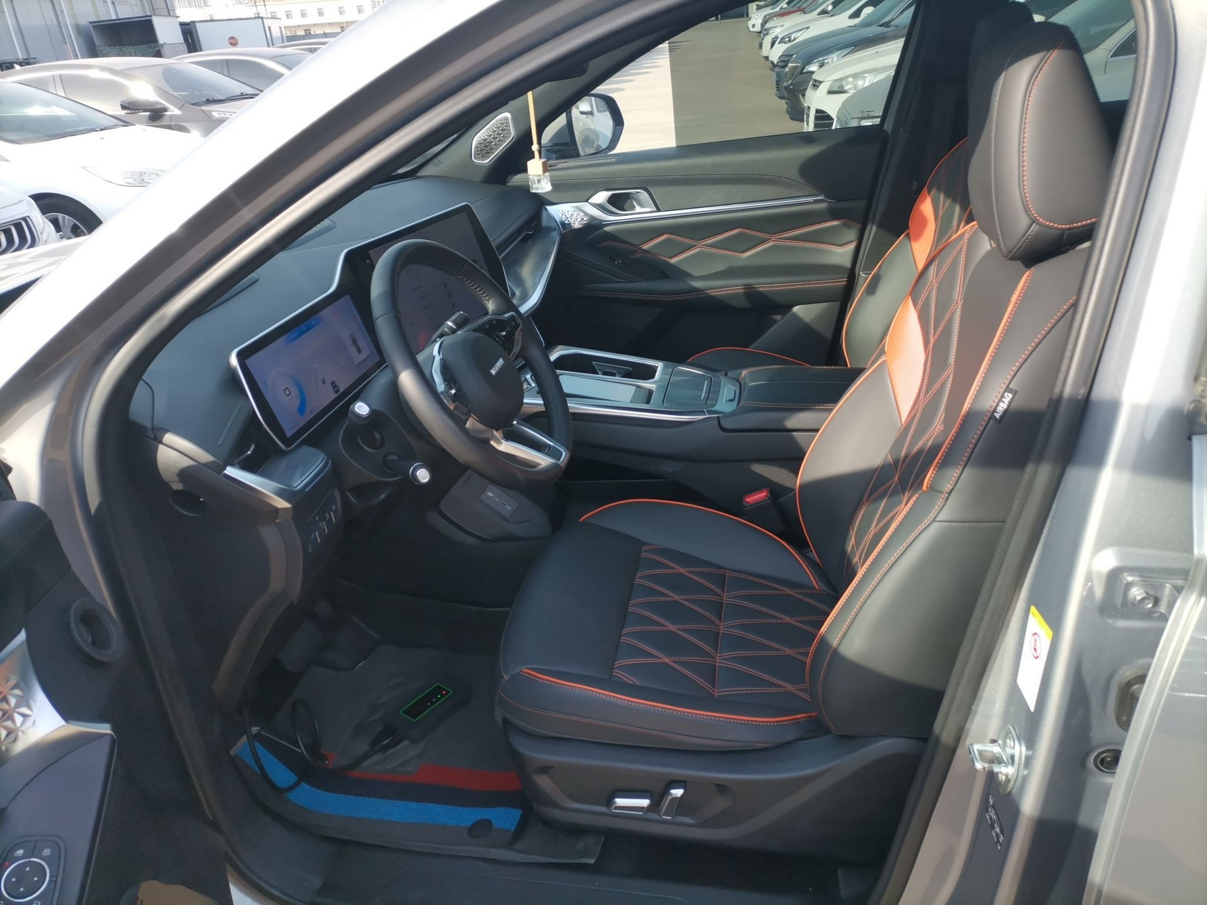 Переднее сиденье в автомобиле