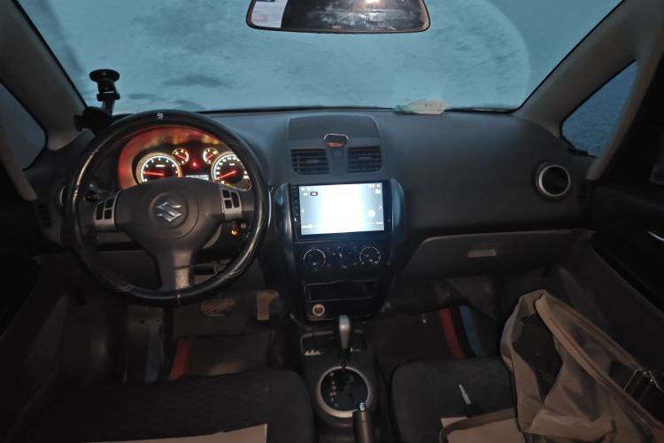 Used Suzuki SX4 2011 Revised 1.6L Automatic Dynamic Version