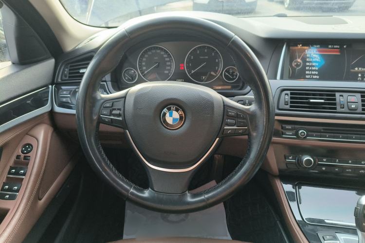 Used BMW 5 Series 2017 520Li Elegant Edition
