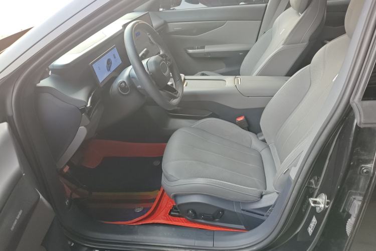 Used Lynk & Co 07 2024 EM-P 126 Long-Range Halo
