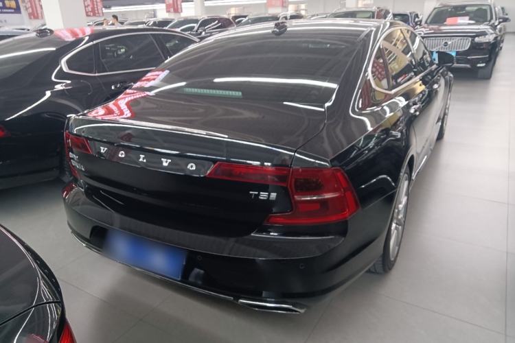 Used Volvo S90 2018 T5 Prestige Edition