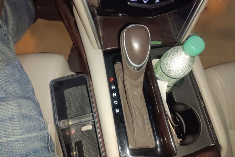 Used Cadillac XTS 2015 28T Comfort Model
