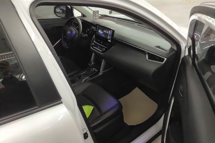 Used Toyota Corolla Cross 2023 Dual-Motor 2.0L Pioneer Edition
