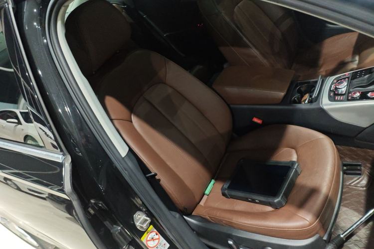 Used Audi A6L 2018 30th Anniversary Edition 35 TFSI Fashion Model
