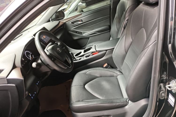 Used Toyota Avalon 2023 2.0L Premium Edition