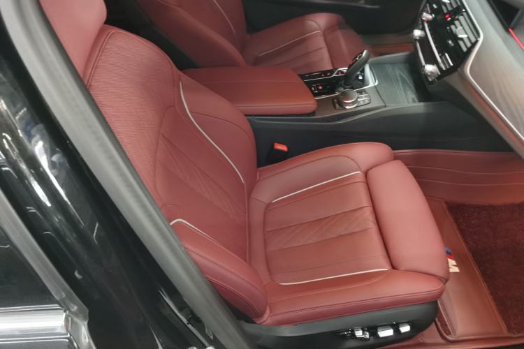 Used BMW 5 Series 2023 530Li Luxury Edition M Sport Package
