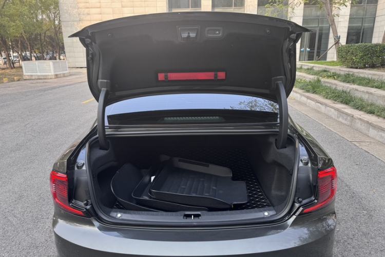 Used Volvo S90 2021 B5 Zhiyuan Luxury Edition
