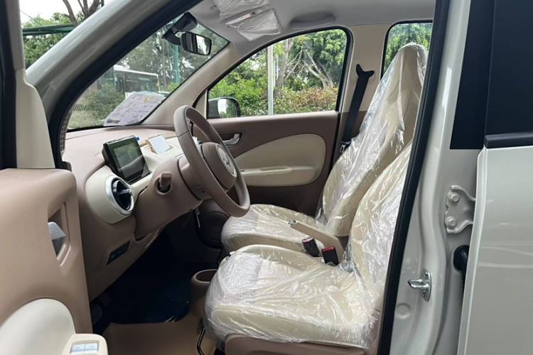 Used Wuling Hongguang MINIEV 2025 Four-Door Version Advanced Edition
