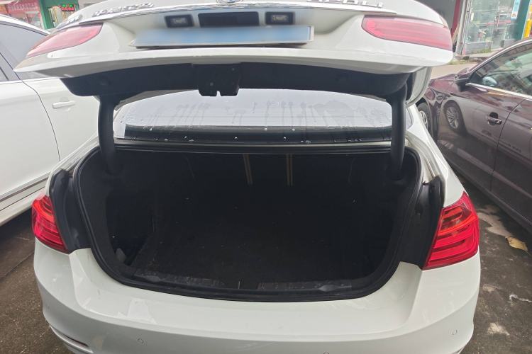 Used BMW 3 Series 2015 320Li Fashion Model
