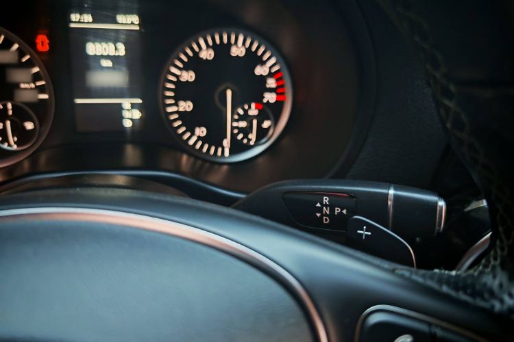 Used Mercedes-Benz Vito 2018 2.0T Business Version China VI Emission Standard
