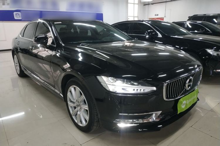 Used Volvo S90 2020 T5 Zhiyi Luxury Edition
