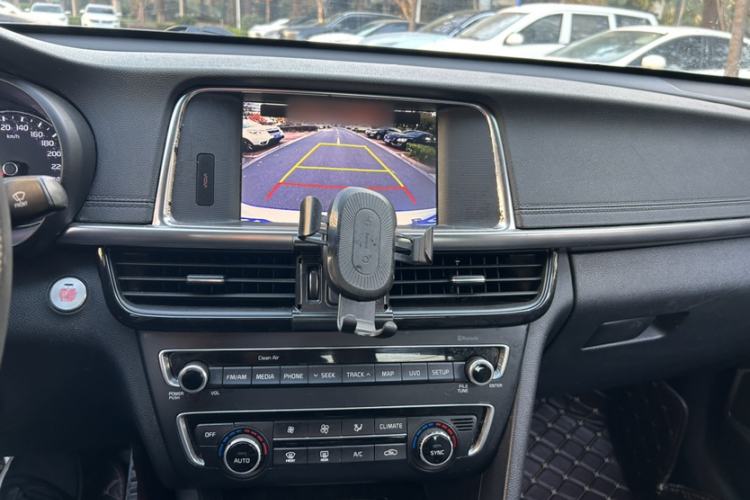 Used Kia K5 2016 1.6T Automatic LUX
