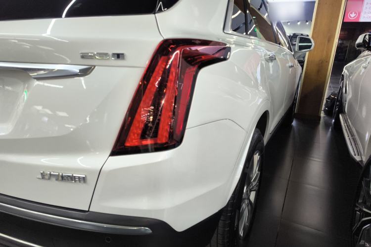 Used Cadillac XT5 2021 28T Luxury Version