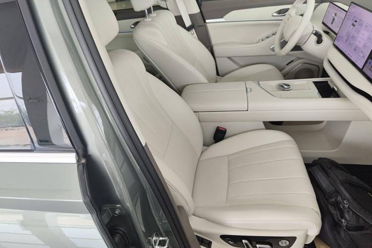 Used Wey Lanshan 2025 Four-Wheel Drive Max