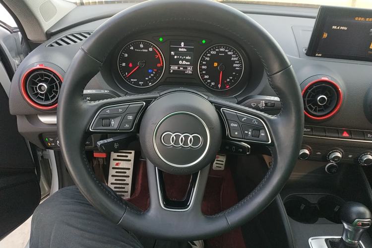 Used Audi A3 2020 Restyled Sportback 35 TFSI Entry-Level China VI Emission Standard
