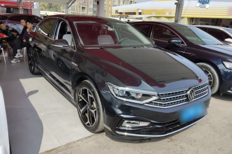 Used Volkswagen Magotan 2023 2 Million Units Commemorative Edition 330TSI DSG Luxury Version