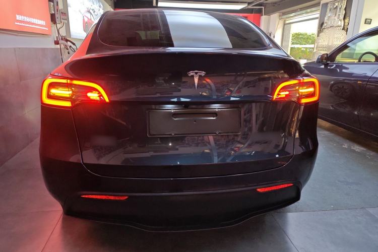 Used Tesla Model Y 2024 Rear-Wheel-Drive Version
