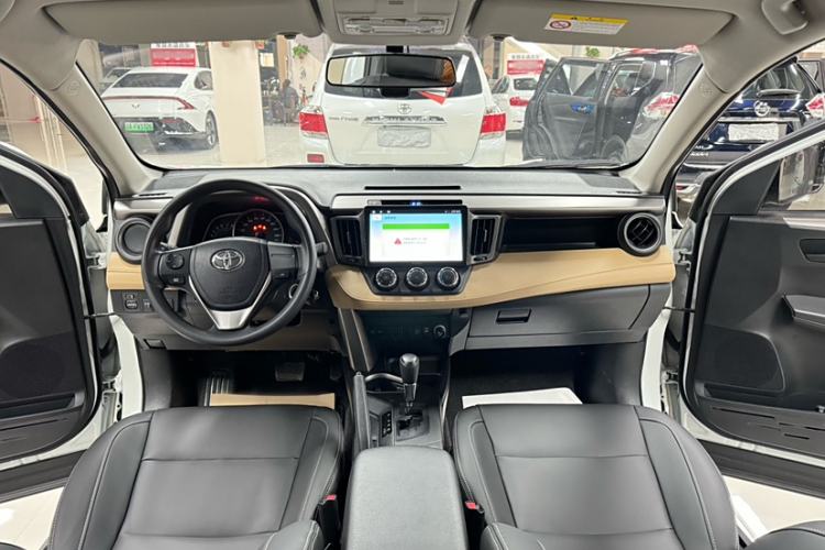 Used Toyota RAV4 2016 2.0L CVT Two-Wheel Drive Urban Edition China V Standard