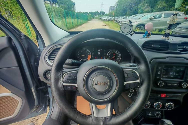 Used  Renegade 2016 1.4T Automatic Jingneng Edition
