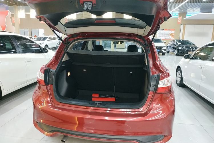 Used Nissan Tiida 2016 1.6L CVT Smart Drive Edition
