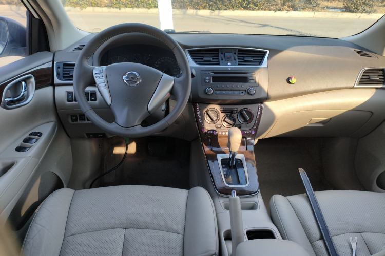 Used Nissan Sylphy 2014 1.6XV CVT Deluxe Edition
