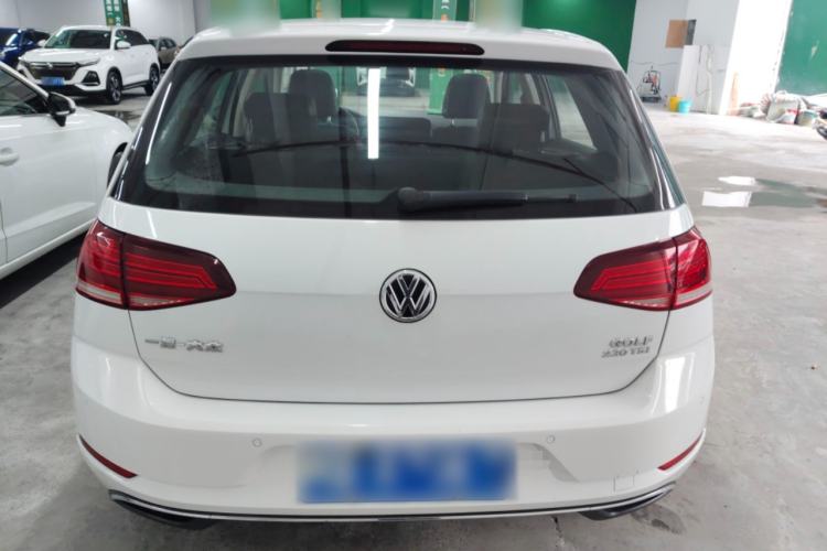 Used Volkswagen Golf 2018 230TSI Automatic Comfort Model
