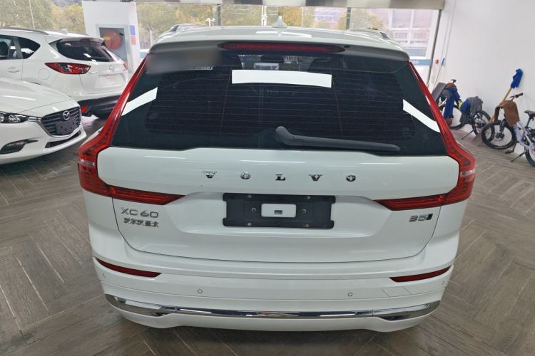 Used Volvo XC60 2022 B5 4x4 Zhiyi Luxury Edition
