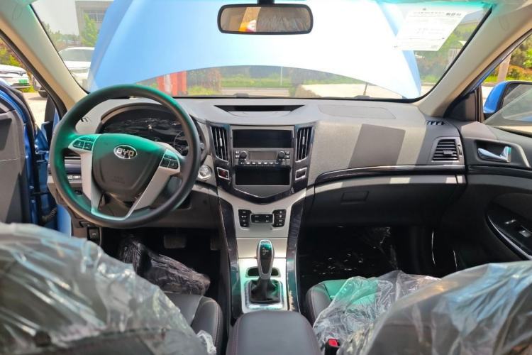 Used BYD e5 2018 Travel Edition
