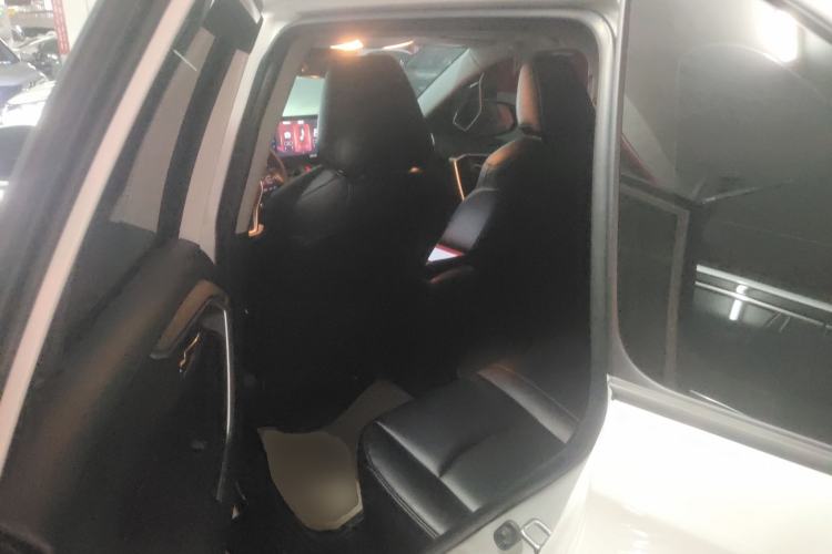 Used Toyota RAV4 2020 2.0L CVT Two-Wheel Drive Fashion Edition
