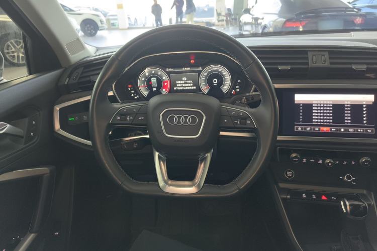 Used Audi Q3 2023 35 TFSI Fashion Dynamic Model (1.5T)