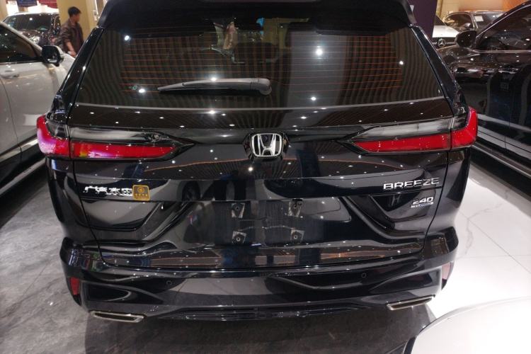 Used Honda Breeze 2023 240TURBO Two-Wheel-Drive Luxury Edition 5 Seats