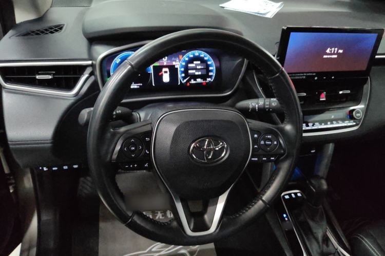 Used Toyota FRONTLANDER 2023 2.0L Smart Electric Hybrid Dual-Engine Deluxe Version
