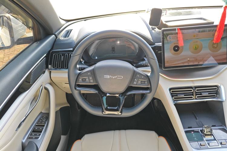 Used BYD Song PLUS New Energy 2024 Honor Edition EV 520km Luxury Model