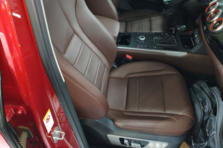 Used Wey VV5 2017 2.0T Ultra-Luxury Version
