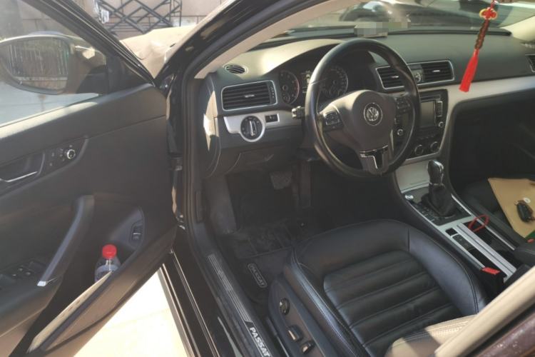 Used Volkswagen Passat 2014 1.8TSI DSG Prestige Edition
