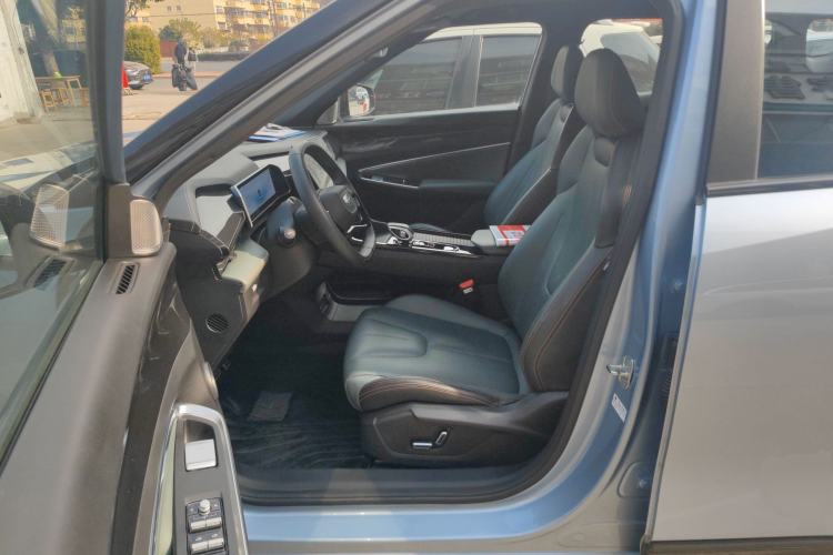 Used Geely Auto Emgrand X7 Sport 2024 1.5TD Prestige Edition
