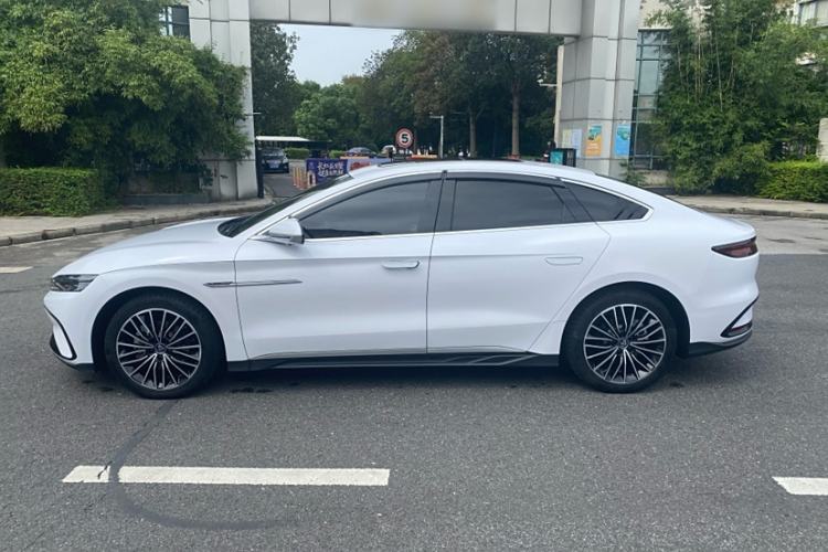 Used BYD Han 2023 EV Champion Edition 506KM Front-Wheel-Drive Premium Model
